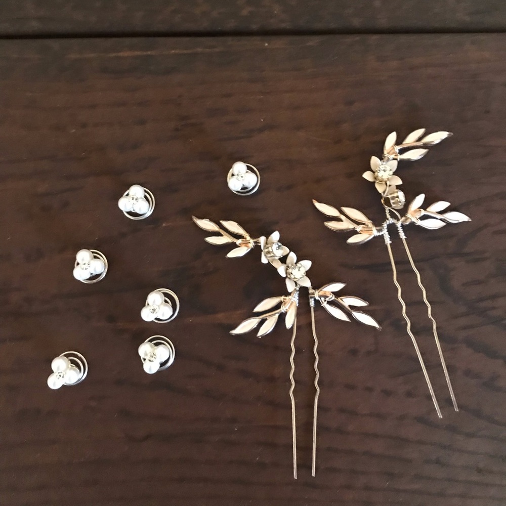 Wedding hair pins and spins
